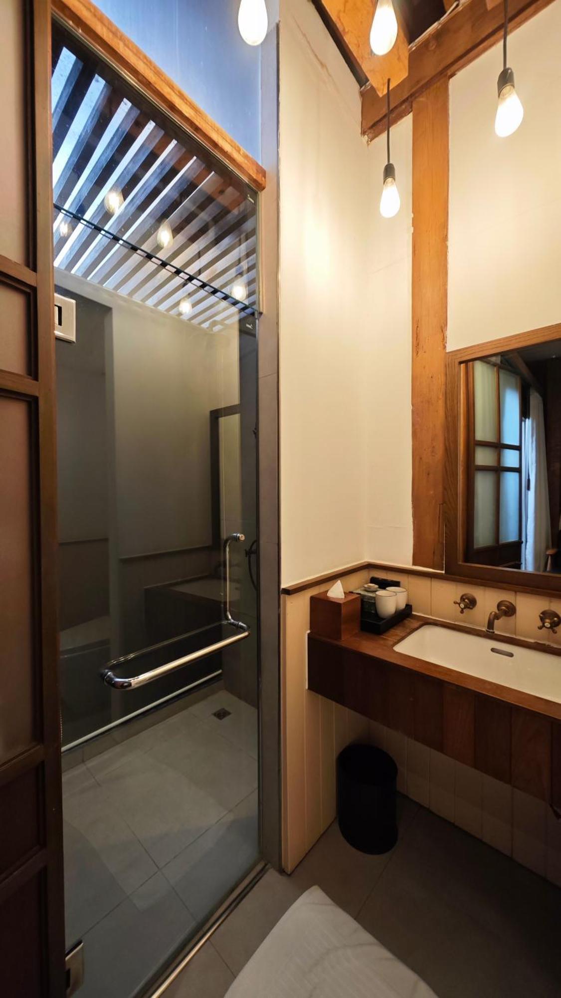 Chann Bangkok Noi Dış mekan fotoğraf
